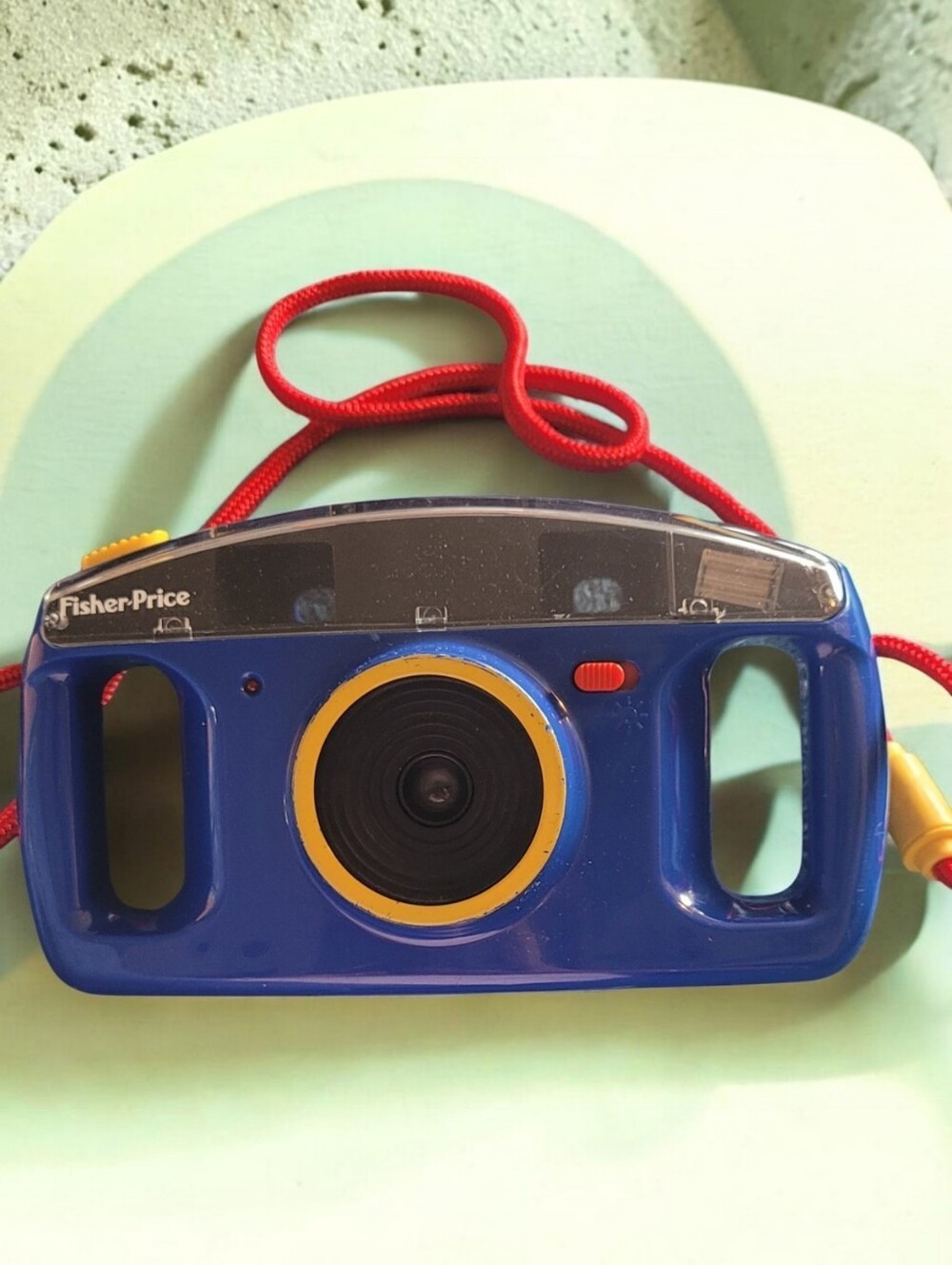 Vintage 1993 Fisher Price 110 Perfect Shot child camera